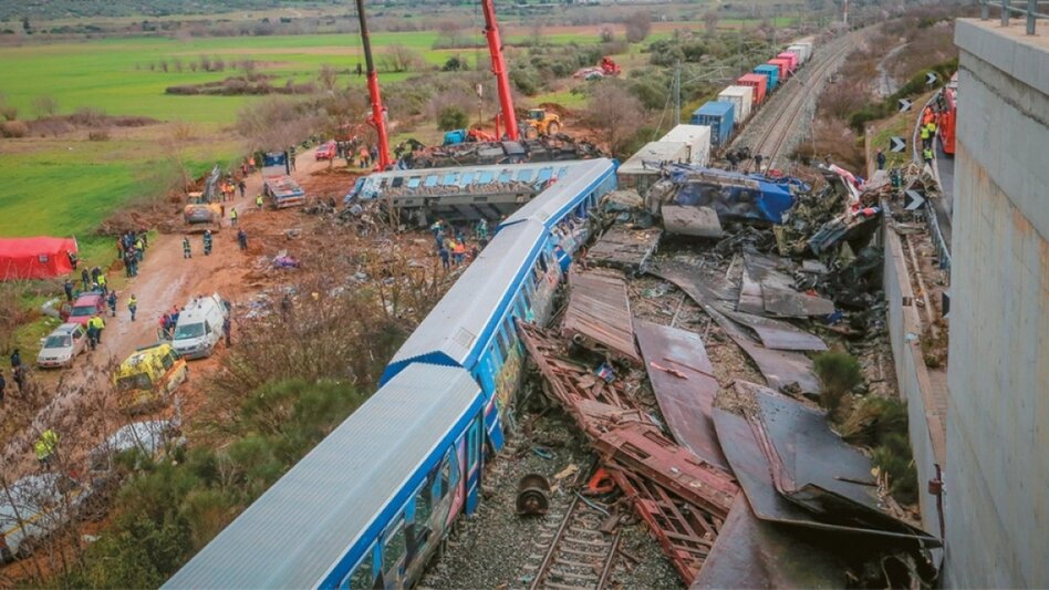 Τέμπη: Ξεκινά η δίκη για την πολύνεκρη τραγωδία - Στο εδώλιο 36 άτομα