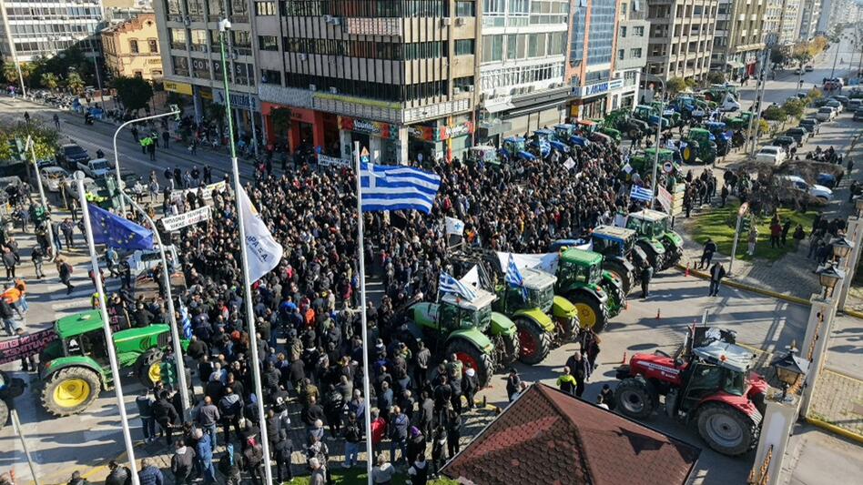 Παρέμβαση της ΠΟΞ για τις αγροτικές κινητοποιήσεις και τις επιπτώσεις στον τουρισμό	