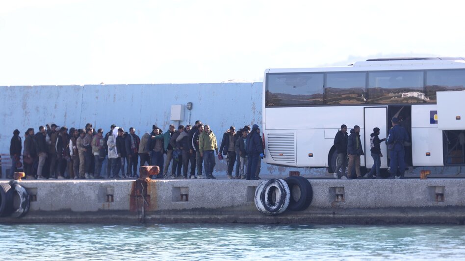 Χανιά: Νέα επιχείρηση διάσωσης 142 μεταναστών στη Γαύδο