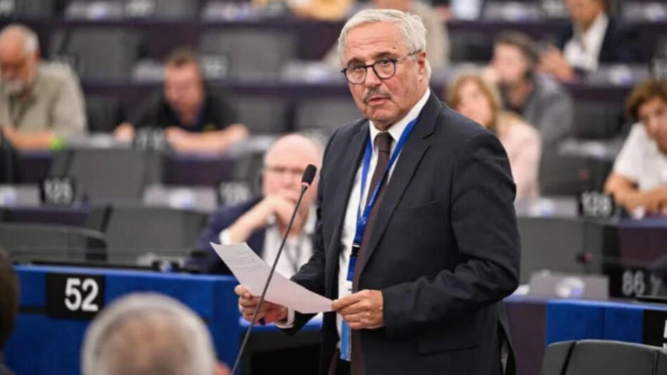 Μανιάτης σε Κομισιόν: Δώστε ένα τέλος στα παραπλανητικά sms στους πολίτες