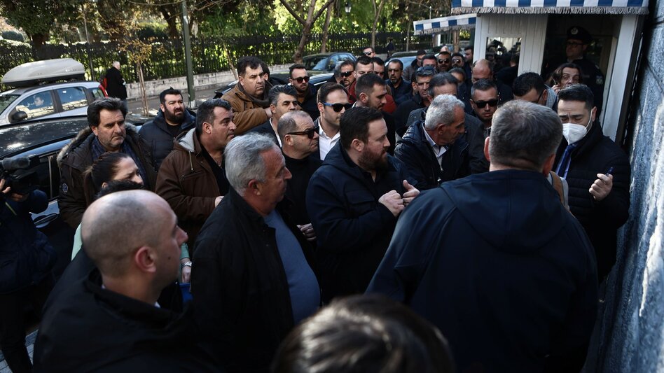 Μητσοτάκης σε αγρότες: Τις εξελίξεις τις διαμορφώνουν οι παρόντες και όχι οι απόντες