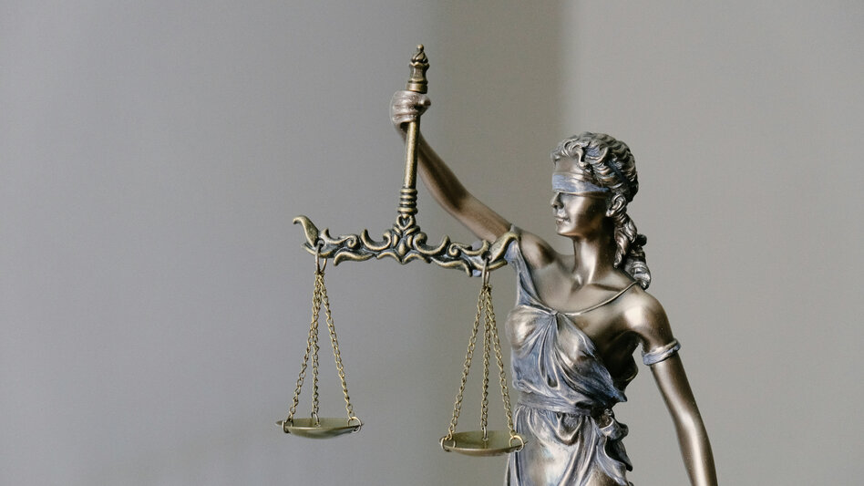 Οι δικηγόροι ζητούν κατάργηση της διάταξης για τη γονική μέριμνα