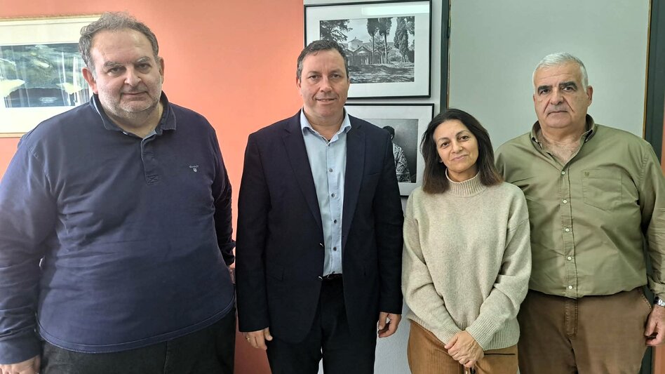 Με τους εργαζόμενους στο νοσοκομείο Αγίου Νικολάου συναντήθηκε ο Μ. Μενεγάκης