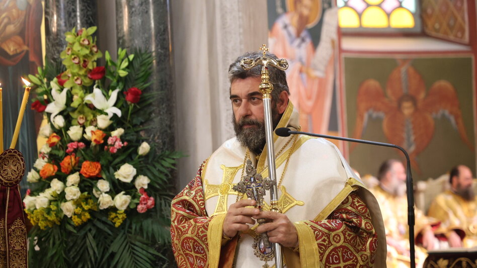 Σε πανηγυρικό κλίμα το μεσημέρι η χειροτονία του νέου Μητροπολίτη Σπηλίου Ιωακείμ