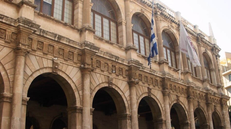 Ηράκλειο: Πολεοδομικά, προσλήψεις και κοινωνικές δομές στην ατζέντα της Δημοτικής Επιτροπής