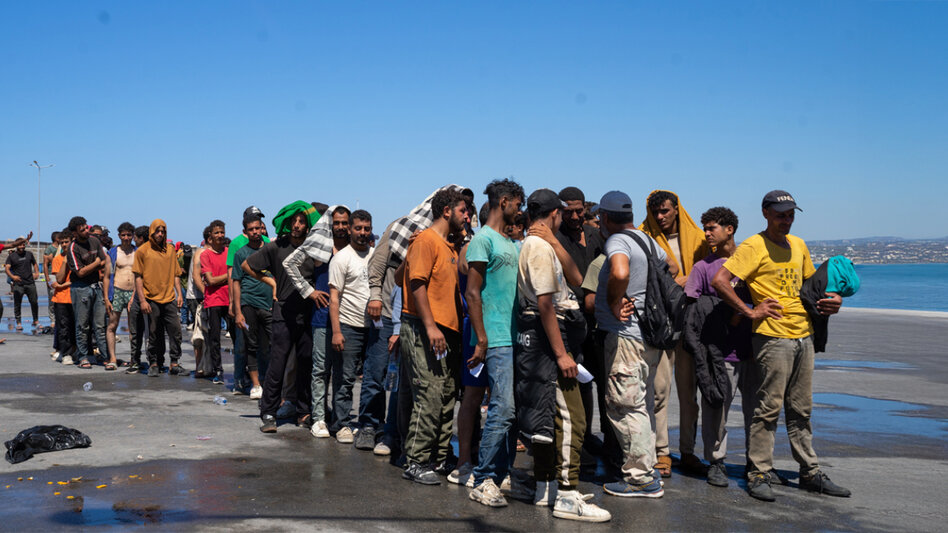 Στη Βουλή το νομοσχέδιο για μετανάστευση: Προσωρινές δομές σε Ηράκλειο και Χανιά με τροπολογία