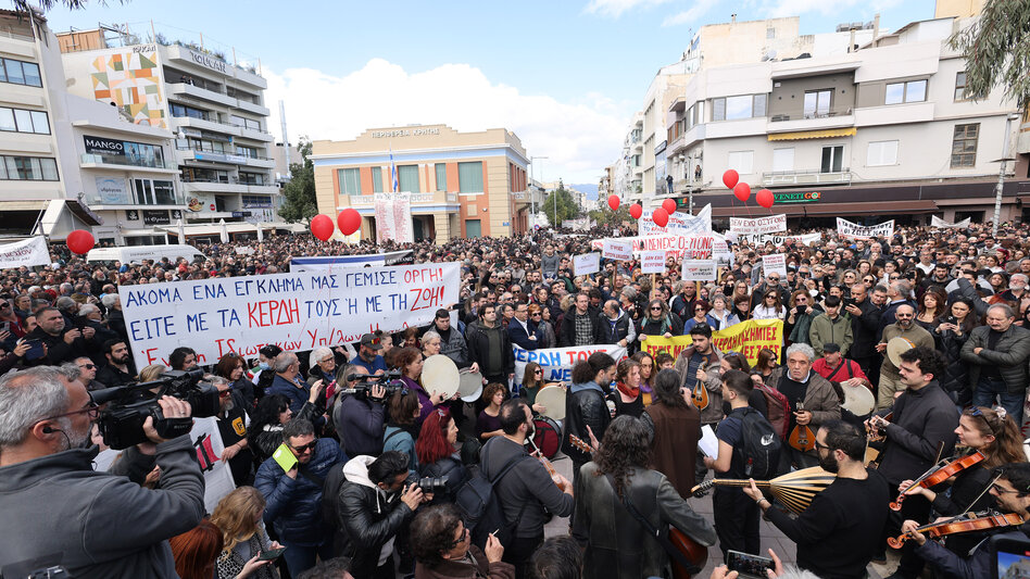 Κρήτη: Φορείς και σωματεία στις κινητοποιήσεις του Σαββάτου για τα Τέμπη