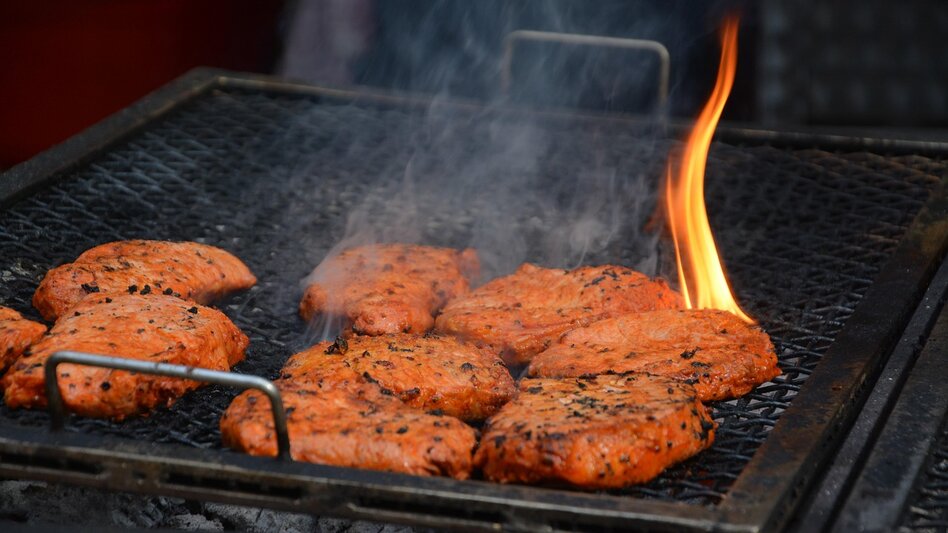  Θεσσαλονίκη: Συνελήφθη ιδιοκτήτης ψησταριάς για ρευματοκλοπή 