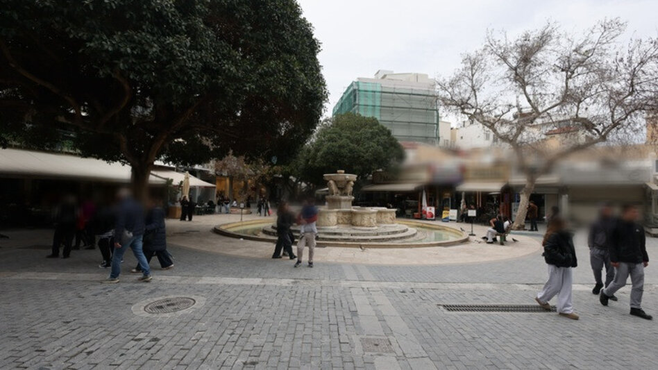 Άδειοι δρόμοι και υποτονική κίνηση στο Ηράκλειο, παραμονή της 25ης Μαρτίου - Φωτογραφίες