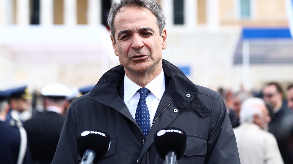 Μητσοτάκης: «Εισηγούμαι ασυμβίβαστο υπουργού και βουλευτή για μετά τις εκλογές του 2027»