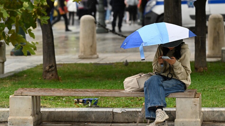 Χαλάει ο καιρός – Με κρύο και βροχές η Πρωτομαγιά