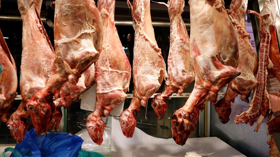 Φουλ στις παραγγελίες τα κρεοπωλεία του Ηρακλείου - Κορυφώνεται η κίνηση στην πασχαλινή αγορά