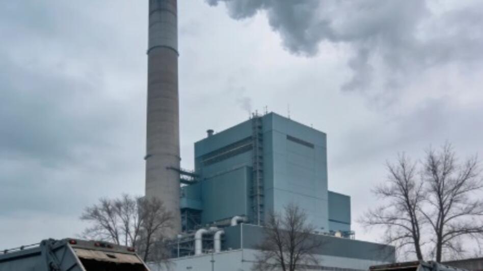 Επί τάπητος στο Περιφερειακό συμβούλιο το μείζον θέμα της καύσης απορριμμάτων- "Απόβαση" φορέων και σωματείων