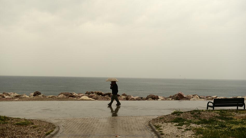 Καιρός - Κρήτη: Λασποβροχές και σποραδικές καταιγίδες σήμερα