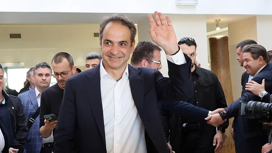 Κ. Μητσοτάκης: "Δεν θα γυρίσουμε στο 1980, έχουμε σχέδιο για την Ελλάδα του 2030"