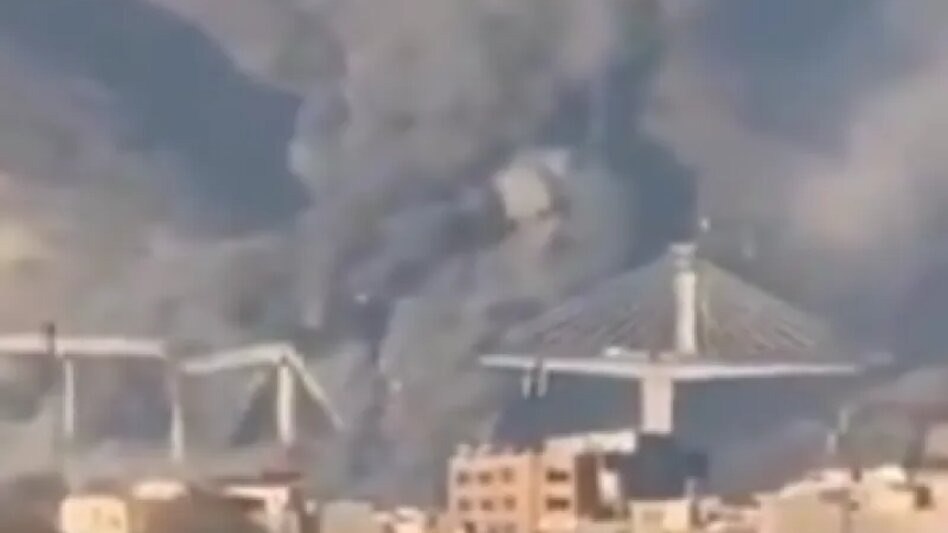 Ιράν: Συγκλονιστικό βίντεο από πλήγμα σε γέφυρα "σύμβολο" - Οκτώ νεκροί και 95 τραυματίες 