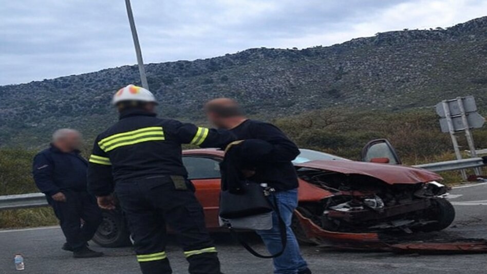 Τέσσερις τραυματίες μετά από τροχαίο στη διασταύρωση - καρμανιόλα της Καρέ