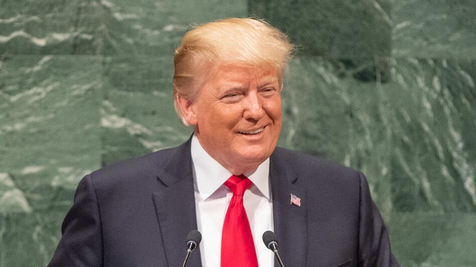 Η αισιοδοξία του Τραμπ και το «σκληρό πόκερ» στα Στενά του Ορμούζ