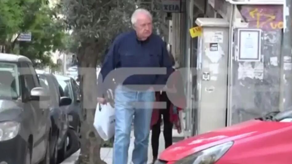 Αλέξανδρος Γιωτόπουλος: Οι πρώτες εικόνες του αρχηγού της 17 Νοέμβρη μετά την αποφυλάκιση του 