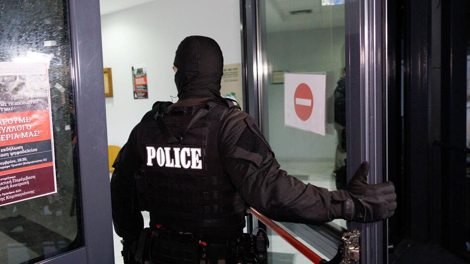 Αστυνομική επιχείρηση για ΟΠΕΚΕΠΕ: "Όλοι οι συλληφθέντες θα μεταχθούν στην Αθήνα ενώπιον της Ευρωπαϊκής Εισαγγελίας"