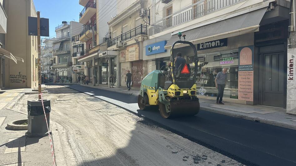 Ηράκλειο: Τέλος η ασφαλτόστρωση στην Αβέρωφ - Πού μεταφέρονται τα συνεργεία - Βίντεο