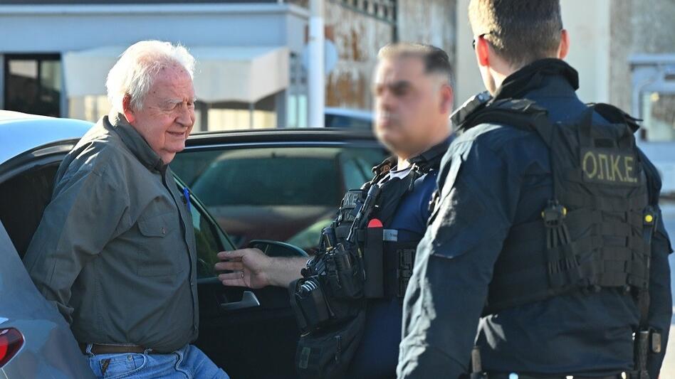 Στην Εισαγγελία Εφετών Πειραιά ο Αλέξανδρος Γιωτόπουλος
