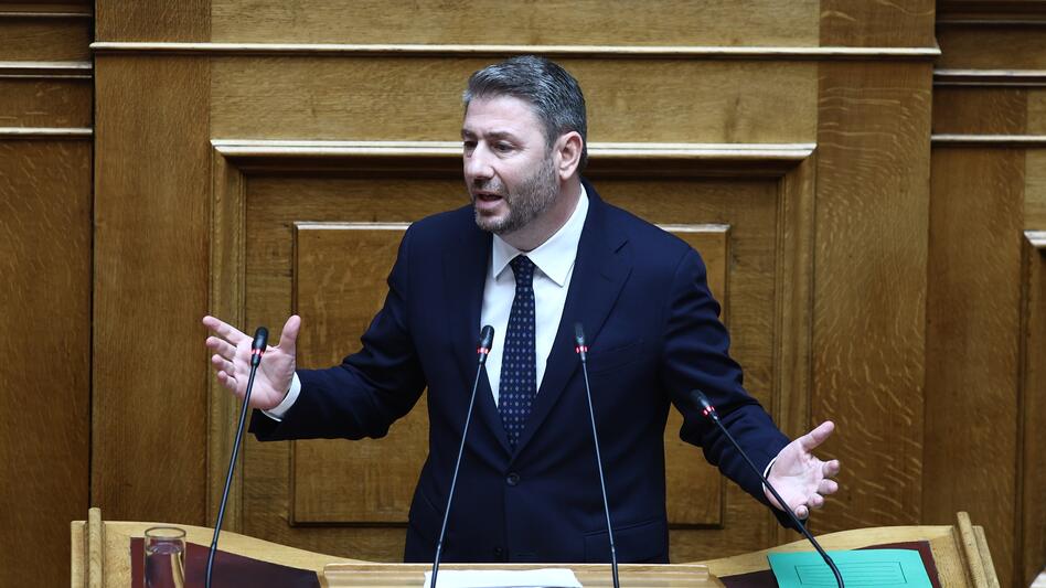 Επίθεση Ανδρουλάκη σε Μητσοτάκη: «Εμφανιστήκατε ως θεματοφύλακας της αξιοπιστίας και κάνατε χειρότερα από τους προκατόχους σας»