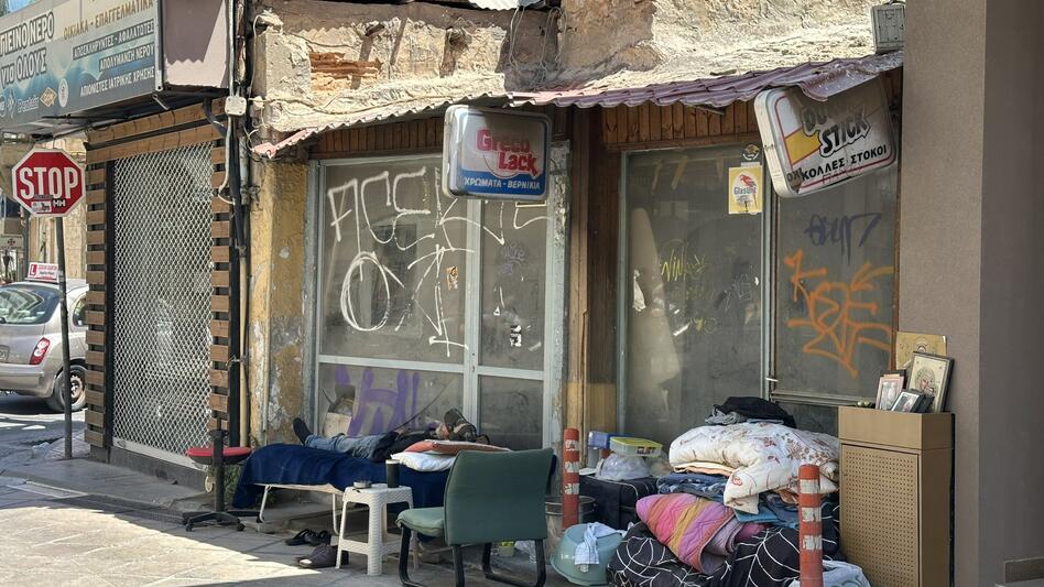 Ηράκλειο: Οι άστεγοι στην Καλοκαιρινού και η συζήτηση στο Δημοτικό Συμβούλιο