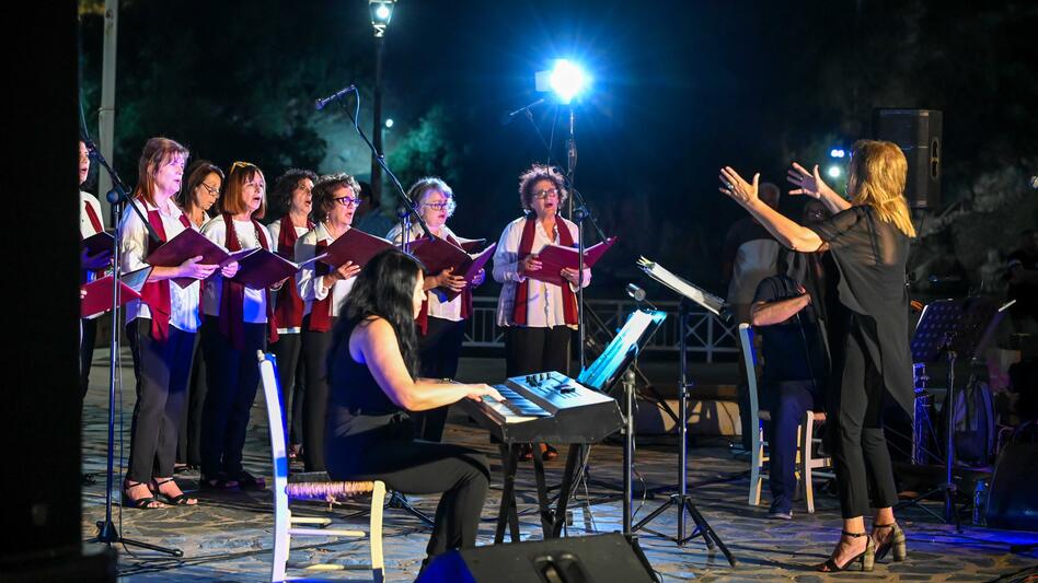 Άγιος Νικόλαος: «Όταν η αγάπη γίνεται τραγούδι» 
