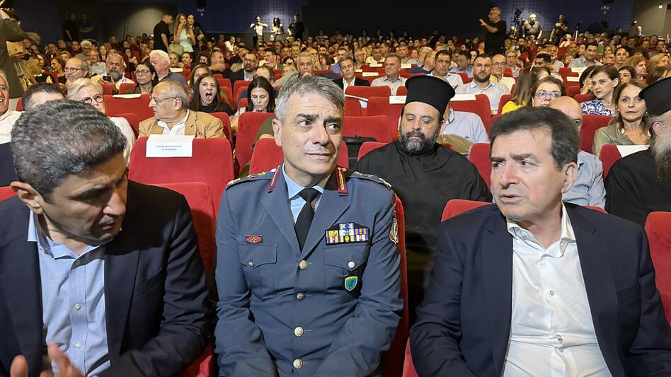 Ηράκλειο: Παρουσία Χρυσοχοΐδη η δράση "Μαζί σπάμε τη σιωπή" ενάντια στην ενδοοικογενειακή βία