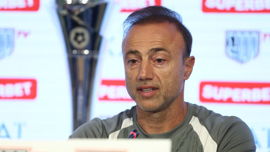 Κόντης: «Όποτε βρίσκουμε τελικούς μπροστά μας, πρέπει να ορμάμε πάνω τους»