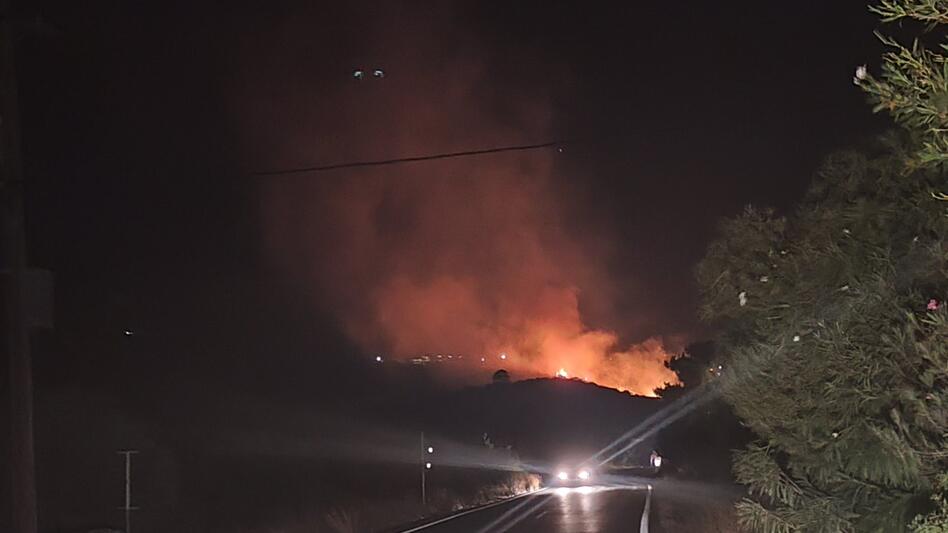 Φωτιά στην Κριτσά - Μήνυμα από το 112 για ετοιμότητα