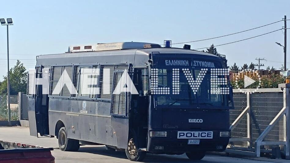 Δύο αστυνομικοί τραυματίες από την επίθεση των Ρομά στη Γαστούνη - Ταυτοποιήθηκαν οι δράστες