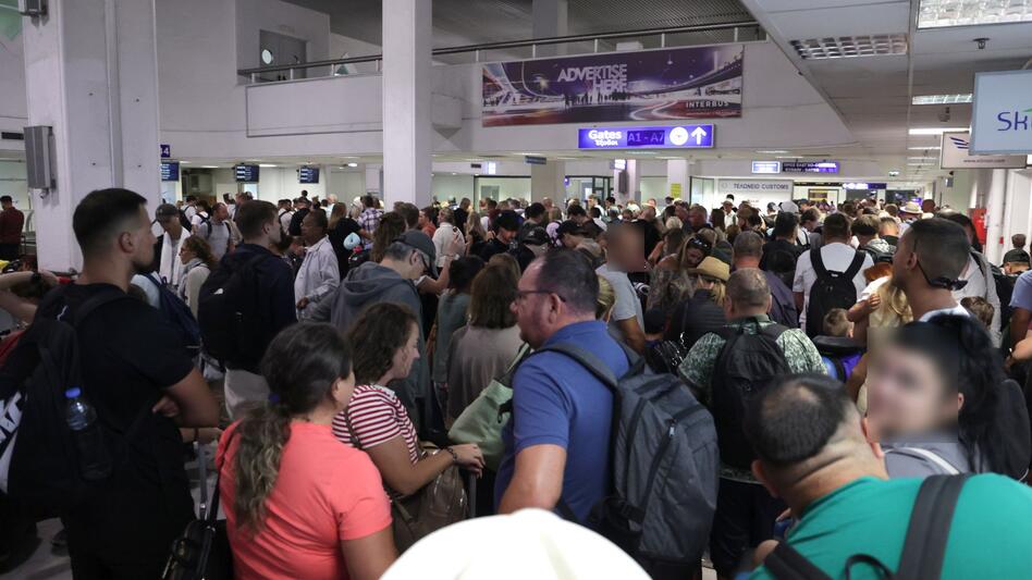 Αεροδρόμιο Ηρακλείου: 68.818 επιβάτες σε μία ημέρα - 406 πτήσεις την επόμενη!