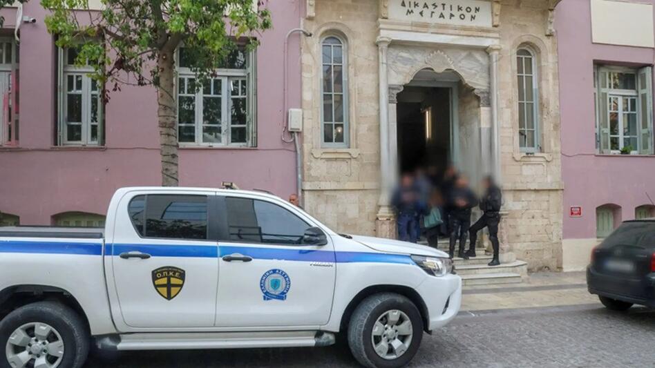 Τρεις Εκκλησιές: Εκβιάσεις, απειλές και εκφοβισμοί με φόντο επιχείρηση εστίασης