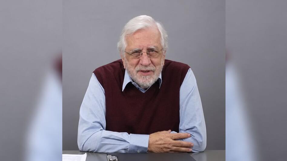 Στ. Τραχανάς στο Cretalive: «Η κβαντική ιατρική είναι ψευδοεπιστήμη - Πνευματικό καυσαέριο»