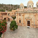 Μαφία της Κρήτης: "Μου έκαναν μαρτυρική τη ζωή, με απείλησαν αλλά όχι με ροζ βίντεο"