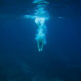 Μαθητής, κολυμβητής και... λαμπαδηδρόμος ο Βασίλης Κακουλάκης!