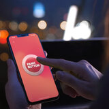 Είχε γίνει ο εφιάλτης για 45χρονη γυναίκα - Ενεργοποίησε το panic button για να λυτρωθεί!