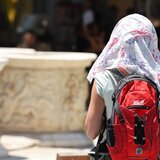 Σε επιφυλακή για τον καύσωνα και την αποφυγή μπλακ άουτ