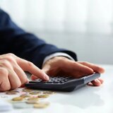 Φορολογικό νομοσχέδιο: 12 μειώσεις φόρων, κίνητρα σε επιχειρήσεις και μεταρρυθμίσεις στη φορολογική νομοθεσία