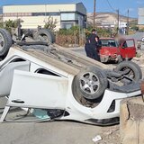 Σφοδρή σύγκρουση οχημάτων κοντά στις Μοίρες - 3 τραυματίες