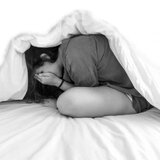 Επέστρεψε από ραντεβού και καταγγέλλει ότι τη βίασε ο εν διαστάσει σύζυγος