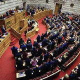 Κυρώθηκε ο κρατικός προϋπολογισμός 2025 - Τα «ναι», τα «όχι» και όλα τα μέτρα Μητσοτάκη