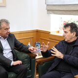 Τετ-α-τετ Αρναουτάκη με Χρυσοχοΐδη - Η δημόσια ασφάλεια στην Κρήτη στο επίκεντρο