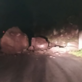  Λέσβος: Κατολισθήσεις βράχων από τον σεισμό των 5,1 Ρίχτερ – Ποια σχολεία θα είναι κλειστά