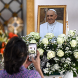 Πάπας Φραγκίσκος: Παγκόσμια θλίψη για την εκδημία του Ποντίφικα – Η αιτία θανάτου, η διαθήκη, το Κονκλάβιο και το τελετουργικό διαδοχής
