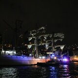 Μαρτυρίες-σοκ και νέα βίντεο από το ιστιοφόρο που «καρφώθηκε» στη γέφυρα του Μπρούκλιν