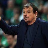 Πέθανε η μητέρα του Εργκίν Αταμάν: Πένθος για τον προπονητή του Παναθηναϊκού