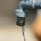 «Στο κόκκινο» η υδροδότηση στο Ηράκλειο - Λιγοστό το νερό από τον Αποσελέμη